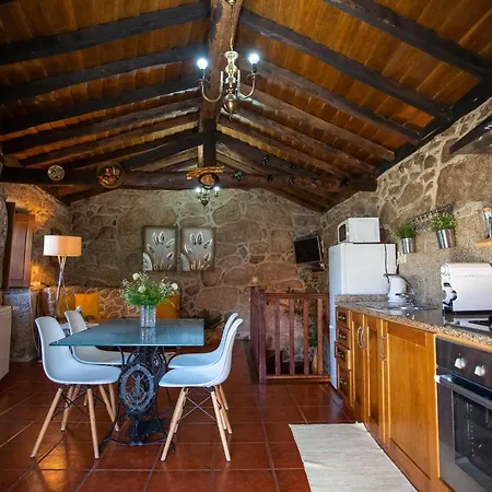 Casa Do Charco Peneda Geres Vakantiehuis Parada (Viana do Castelo)